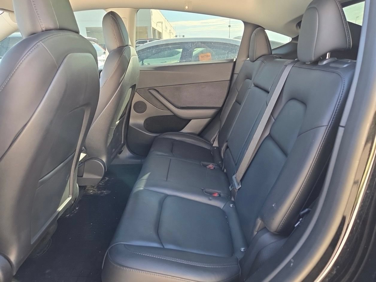 Used 2022 Tesla Model Y Long Range AWD/4WD image 12