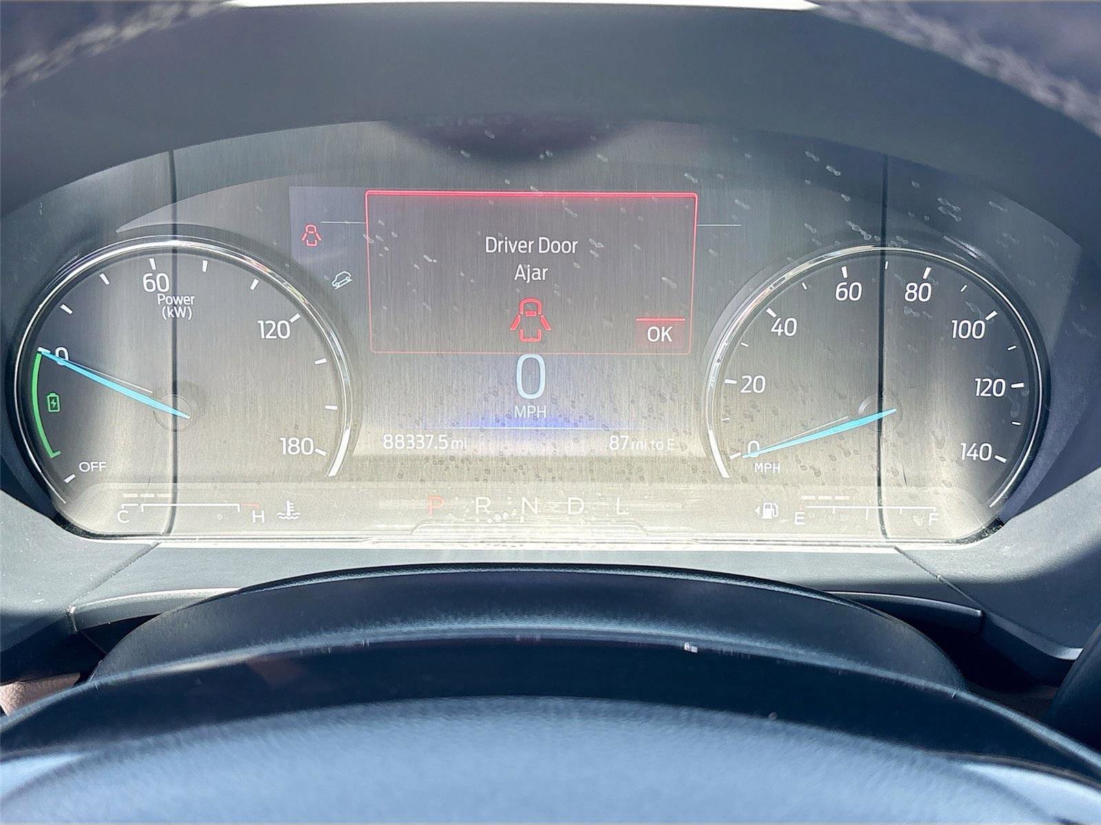 Used 2022 Ford Escape SE w/ Cold Weather Package FWD image 12