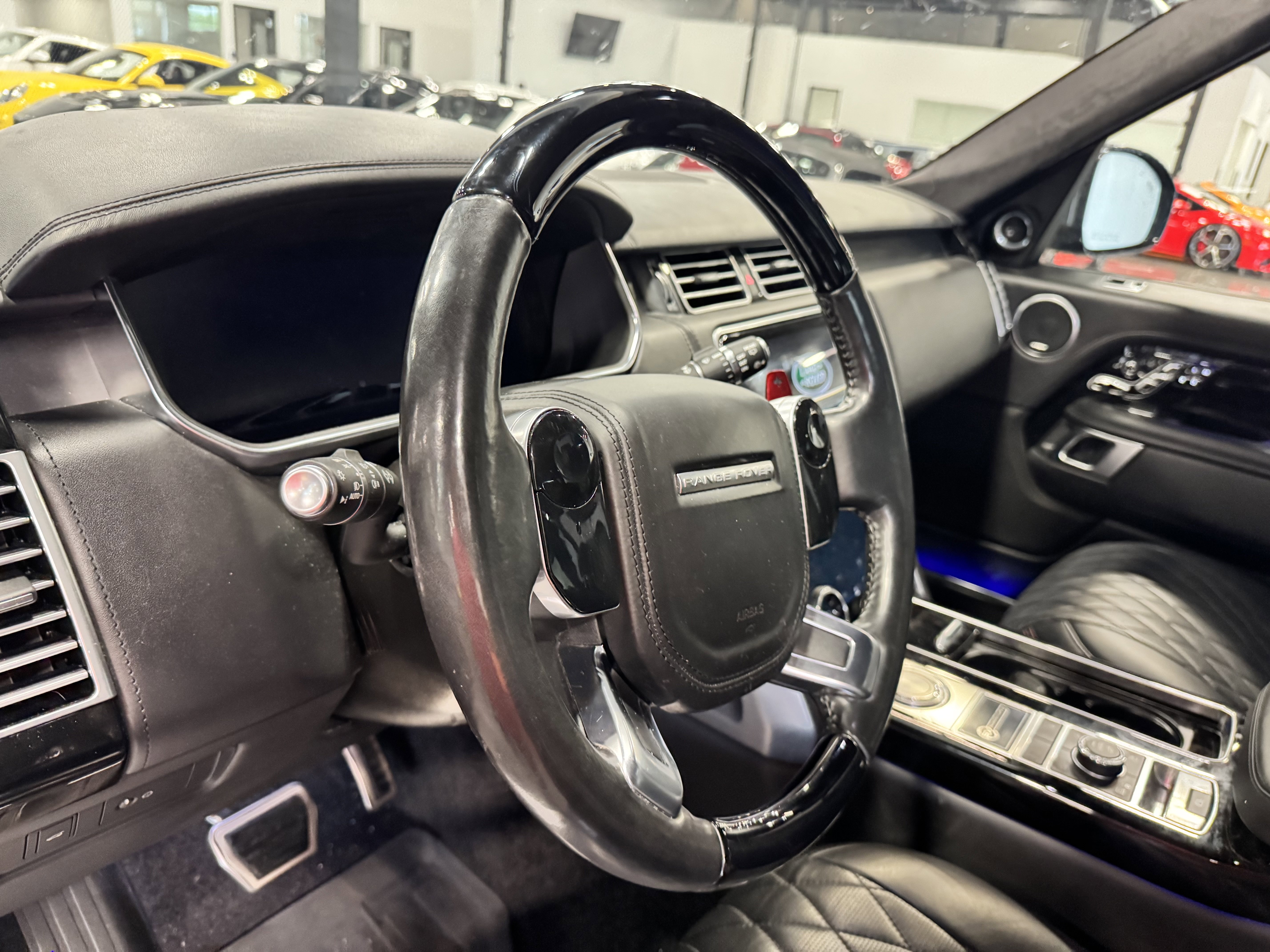 Used 2020 Land Rover Range Rover SV Autobiography Dynamic AWD/4WD image 10