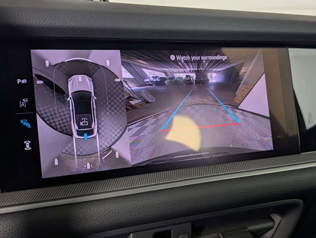 New 2026 Porsche Cayenne Coupe AWD/4WD image 31