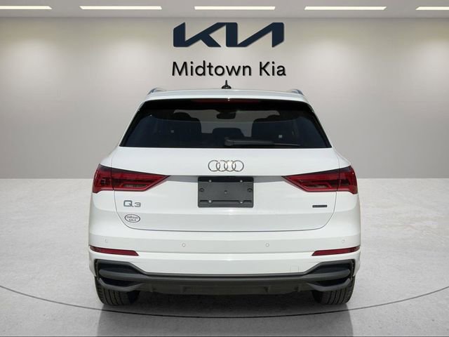 Used 2025 Audi Q3 2.0T Premium image 4