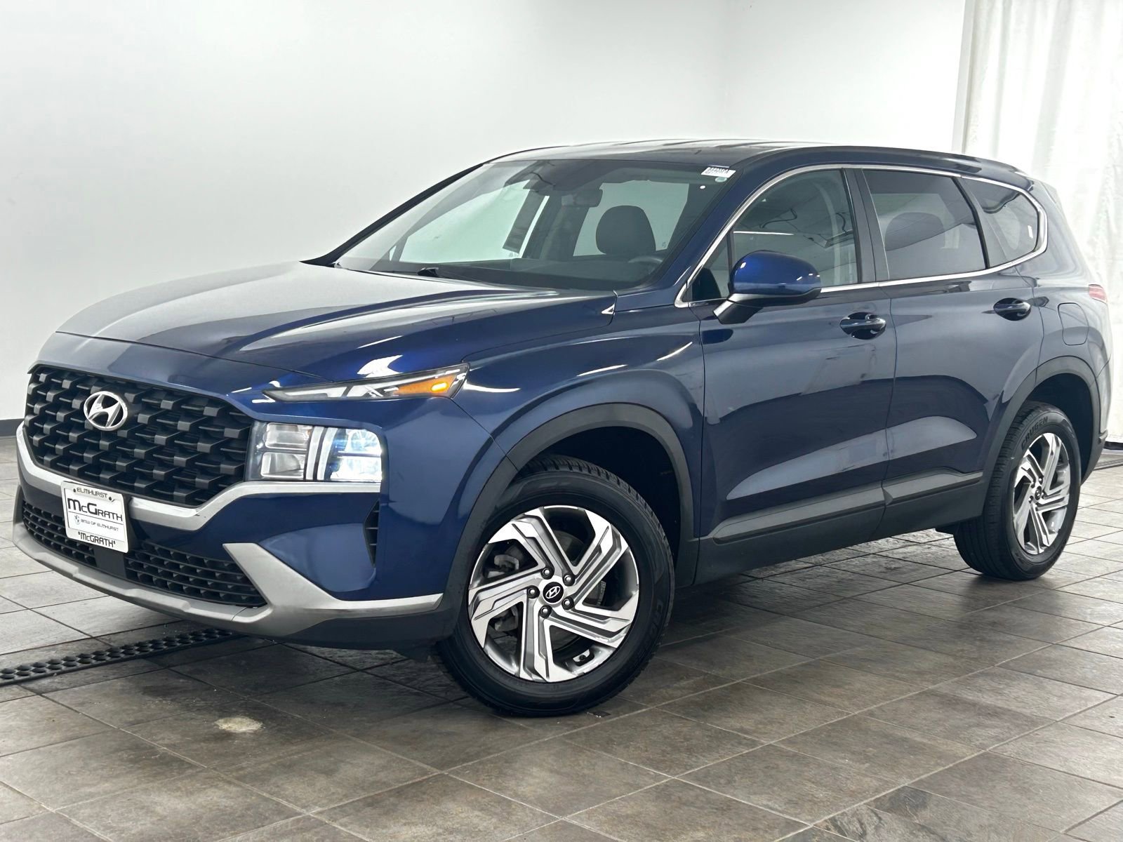 Used 2022 Hyundai Santa Fe SE AWD/4WD image 1