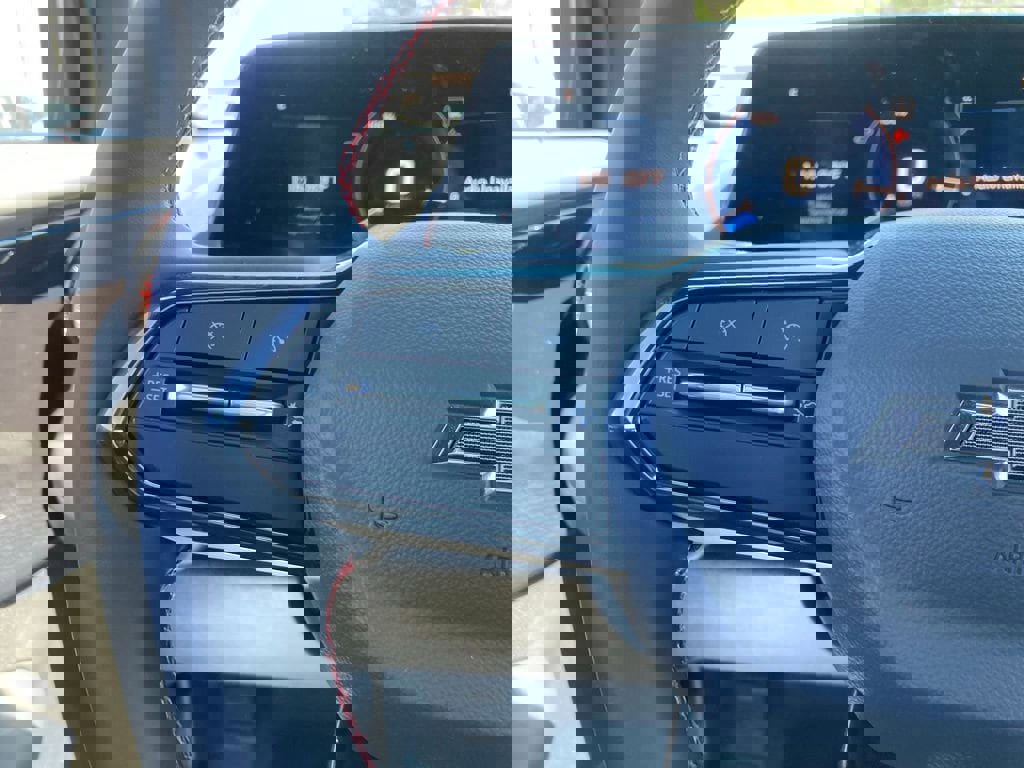 New 2025 Chevrolet Blazer EV RS image 15