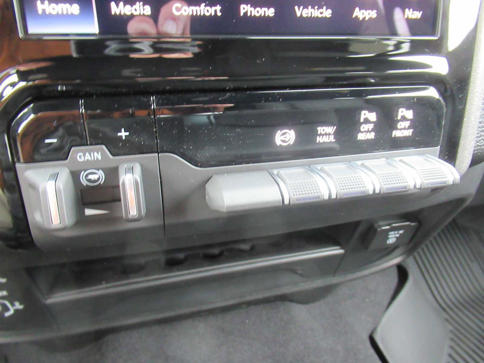 New 2026 RAM 3500 Tradesman image 39