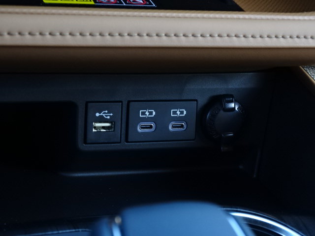 New 2026 Toyota Highlander Platinum AWD/4WD image 23