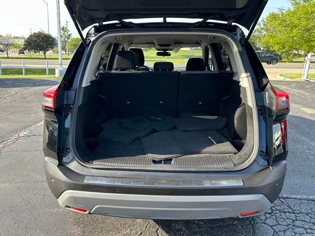 Used 2021 Nissan Rogue SV AWD/4WD image 15
