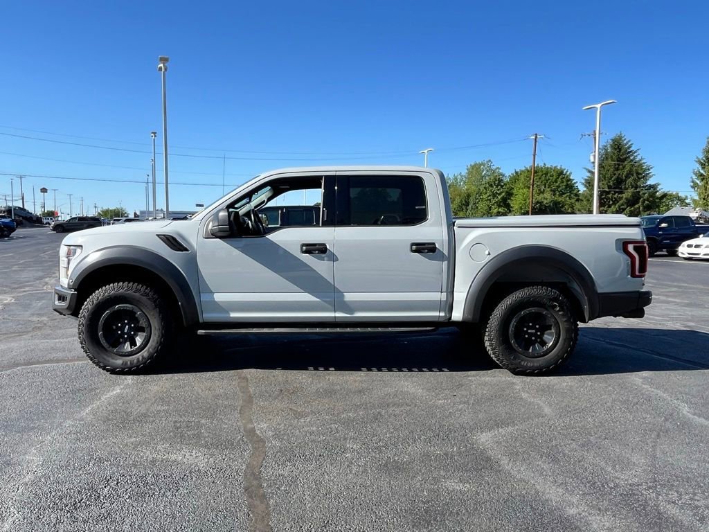 Used 2017 Ford F150 Raptor w/ Equipment Group 801A Mid AWD/4WD image 8
