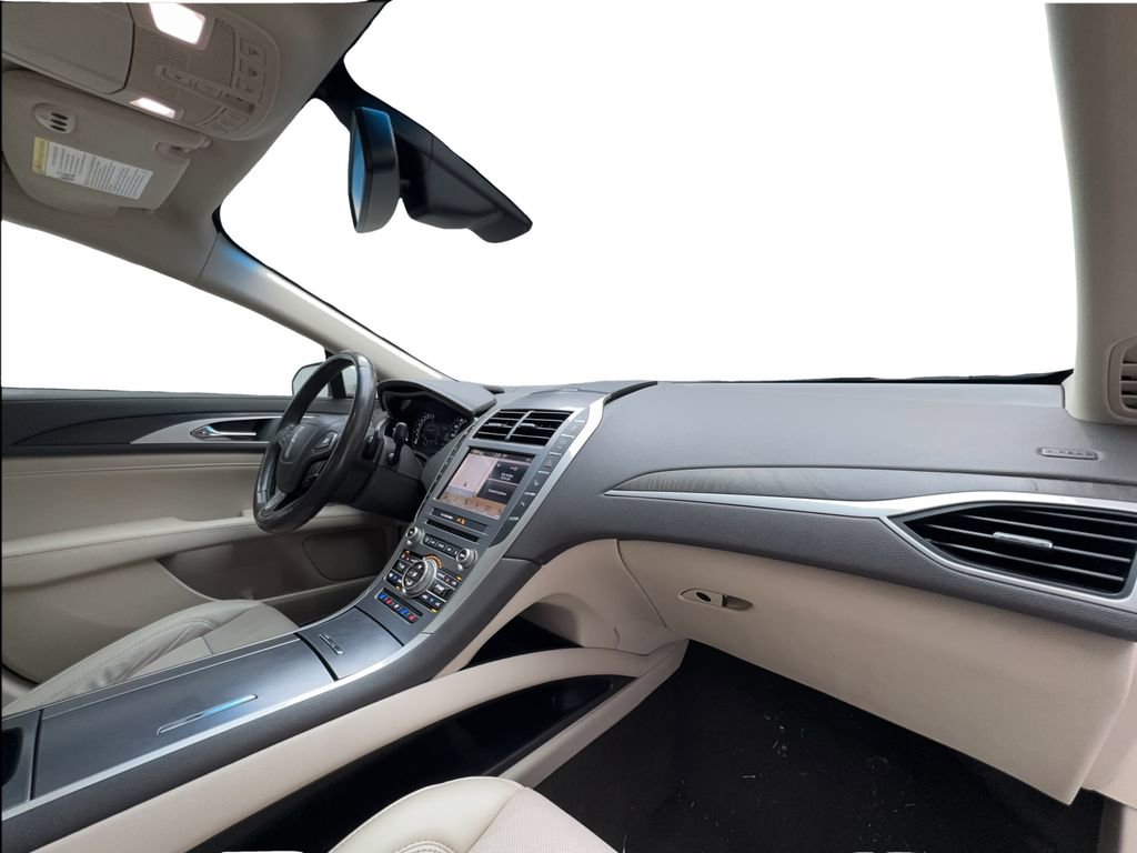 Used 2019 Lincoln MKZ Reserve FWD image 28