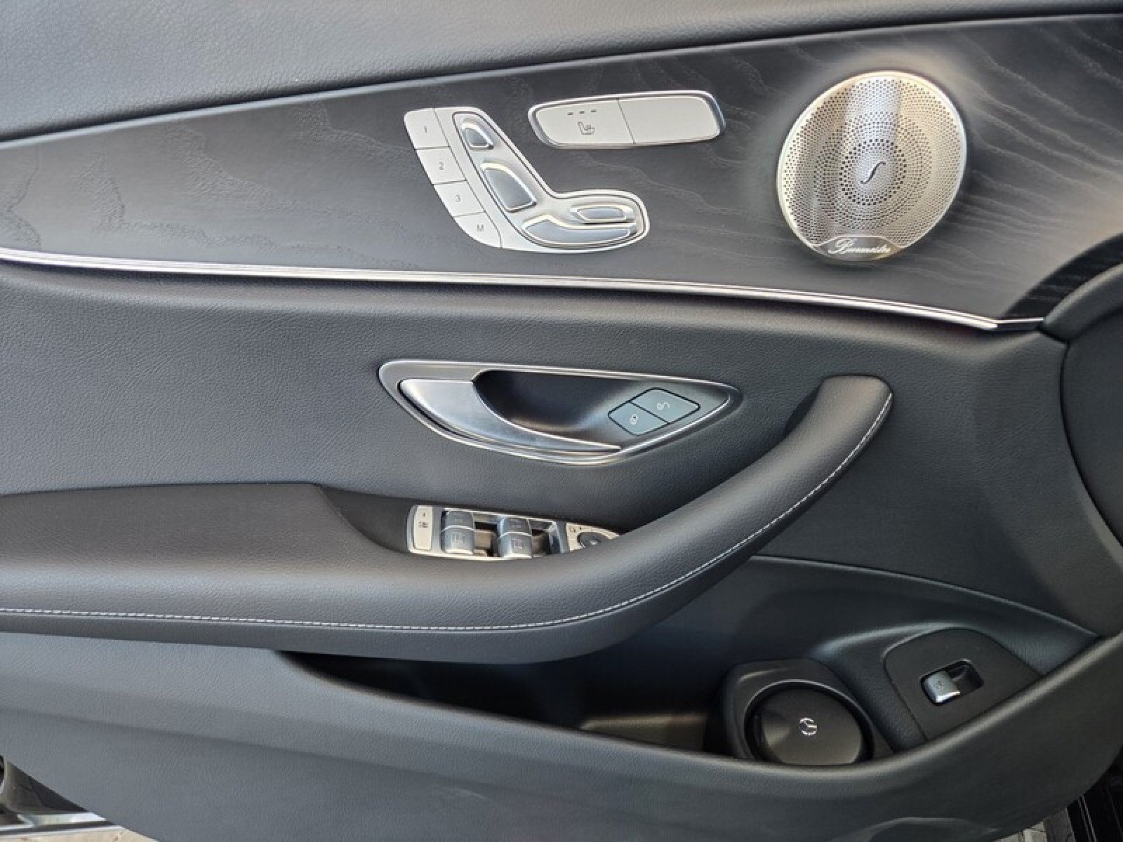 Certified 2022 Mercedes-Benz E 350 Sedan image 23