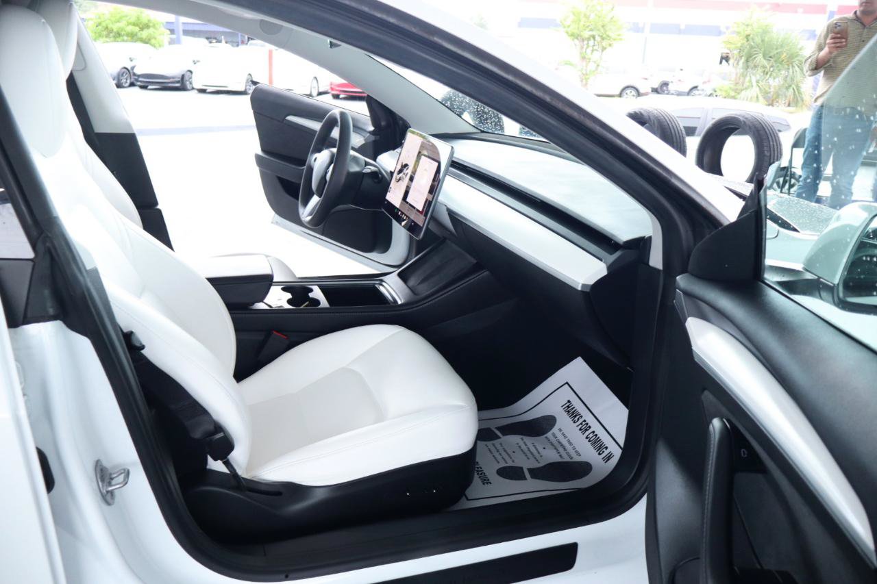 Used 2023 Tesla Model 3 Standard Range RWD image 35