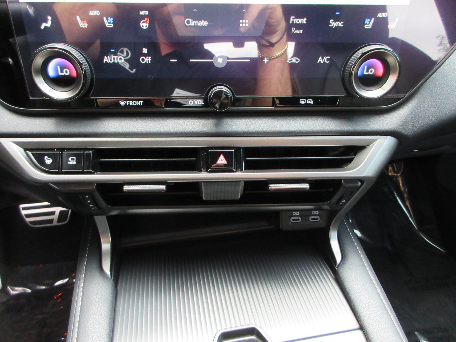 Used 2024 Lexus RX 500h F Sport w/ Convenience Package AWD/4WD image 46