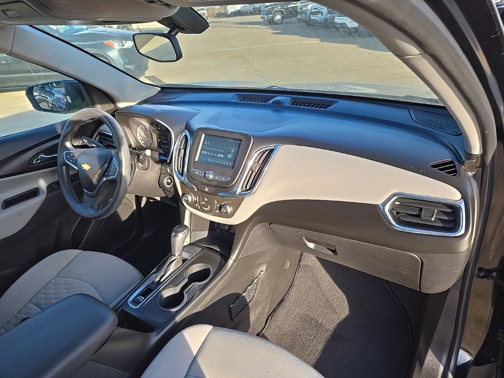 Used 2018 Chevrolet Equinox LT image 23