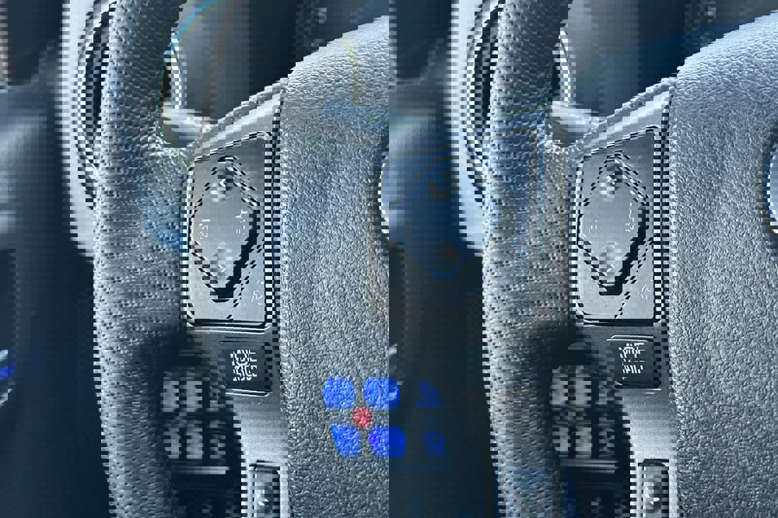 Used 2022 Toyota Tacoma TRD Off-Road image 24