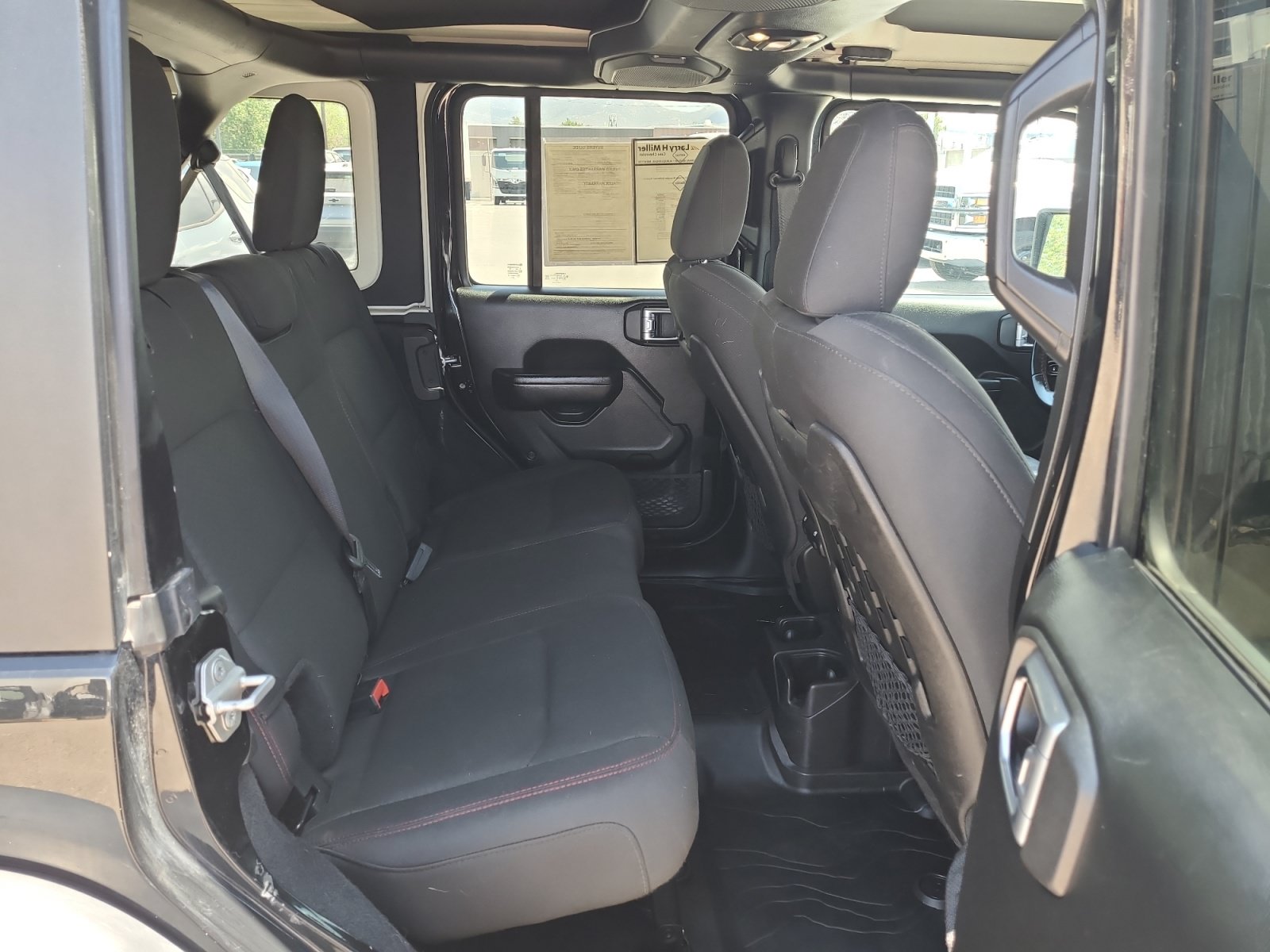 Used 2019 Jeep Wrangler Unlimited Rubicon AWD/4WD image 28