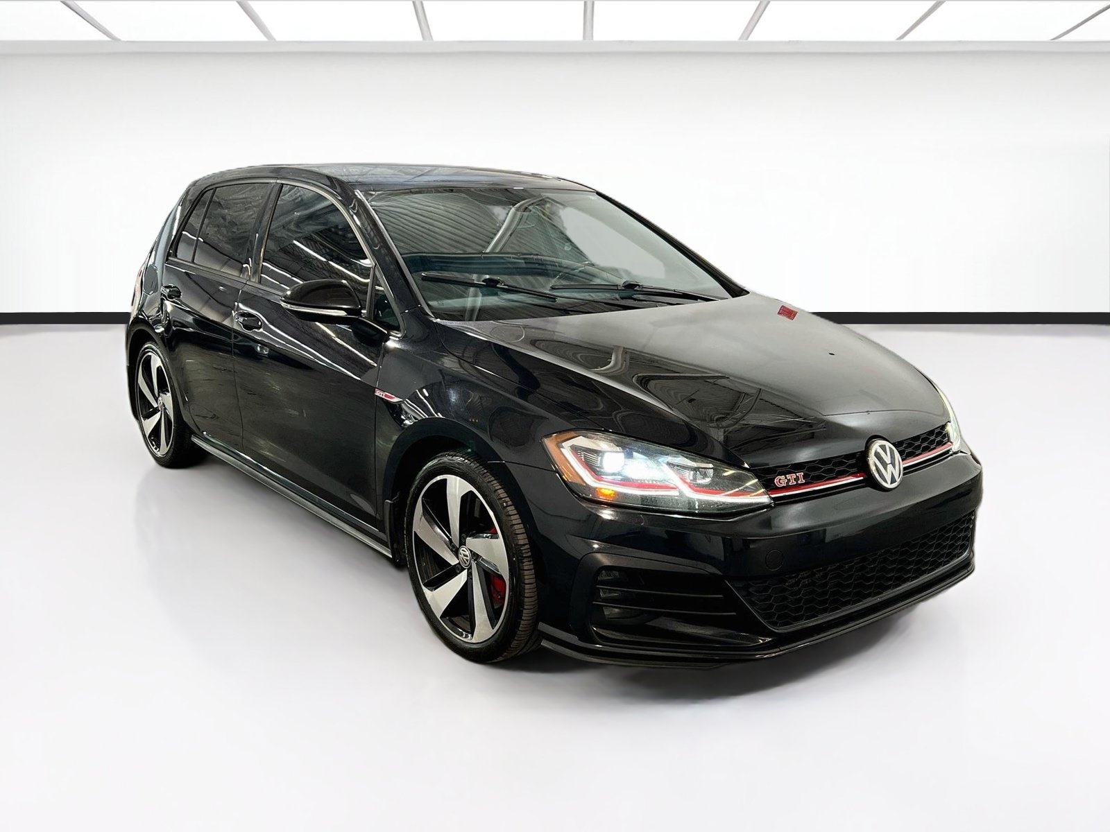 Used 2019 Volkswagen GTI SE w/ SE Experience Package FWD image 3