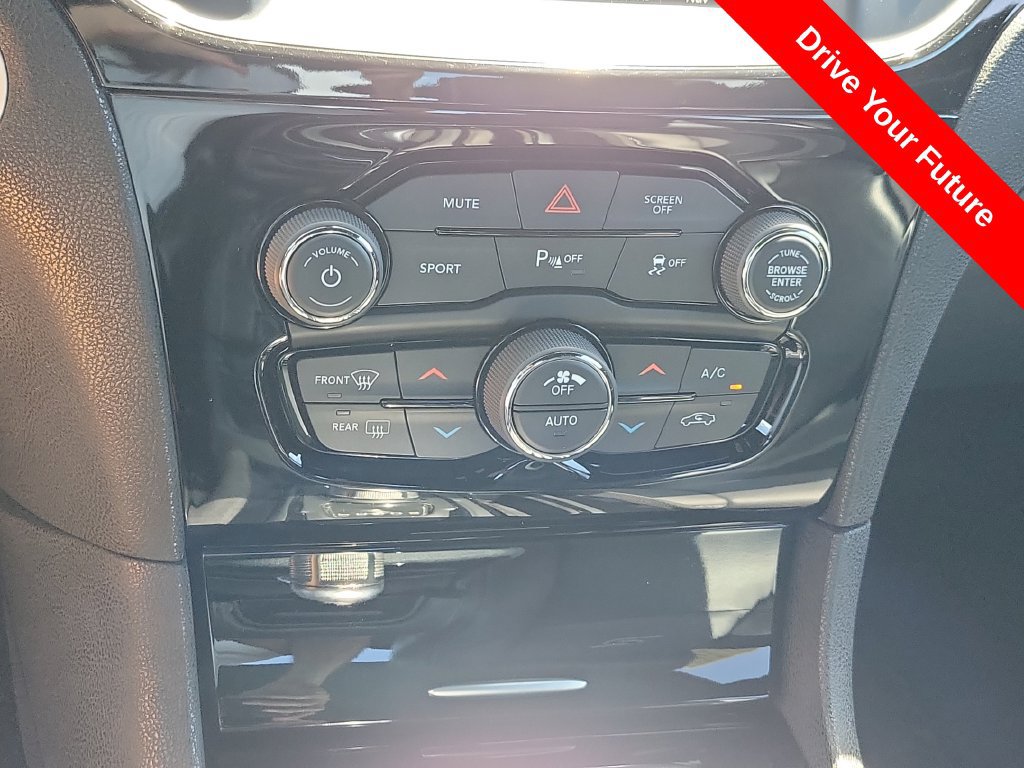 Used 2017 Chrysler 300 S w/ 300S Premium Group 2 RWD image 13