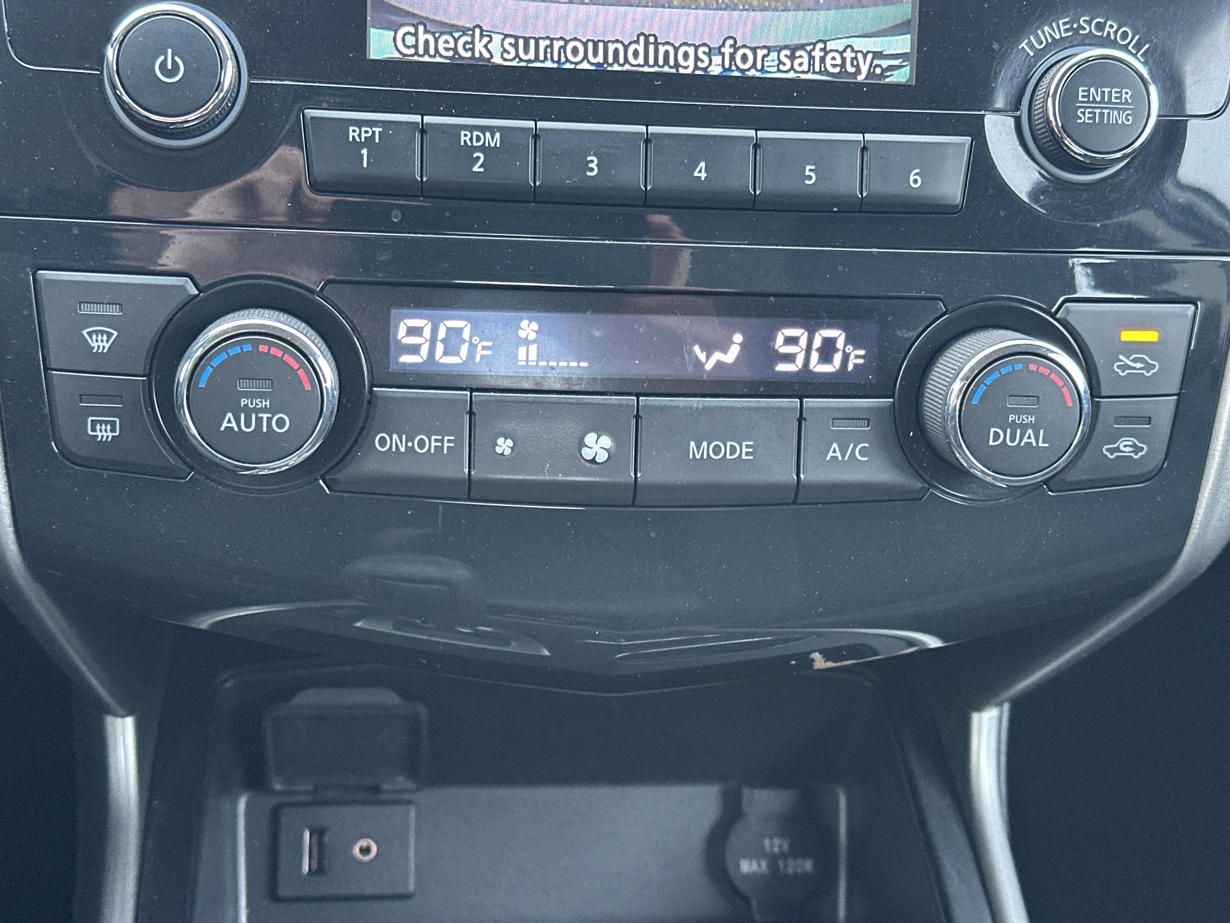 Used 2015 Nissan Altima 2.5 SV image 31