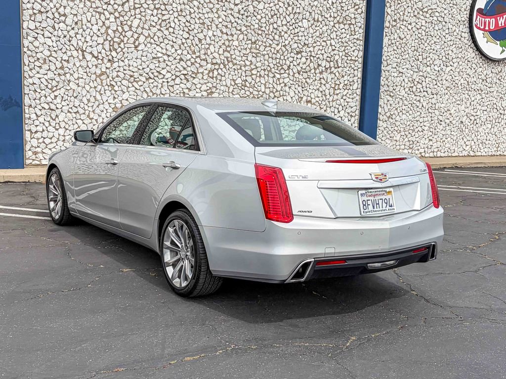 Used 2018 Cadillac CTS Luxury image 2