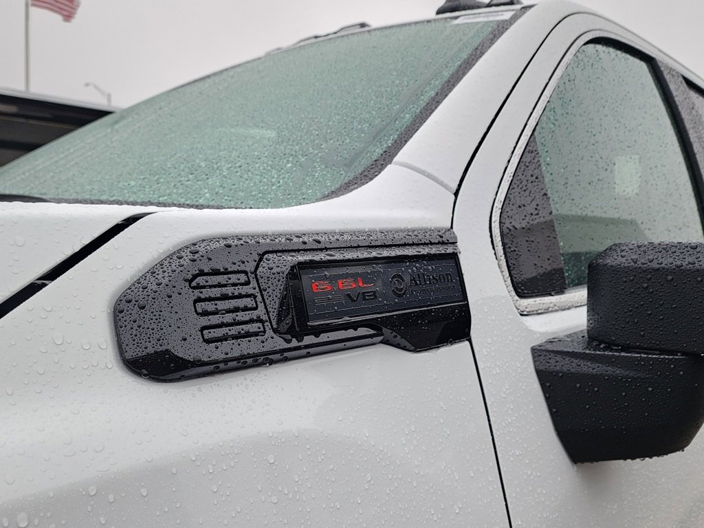 New 2026 GMC Sierra 2500 SLE image 10