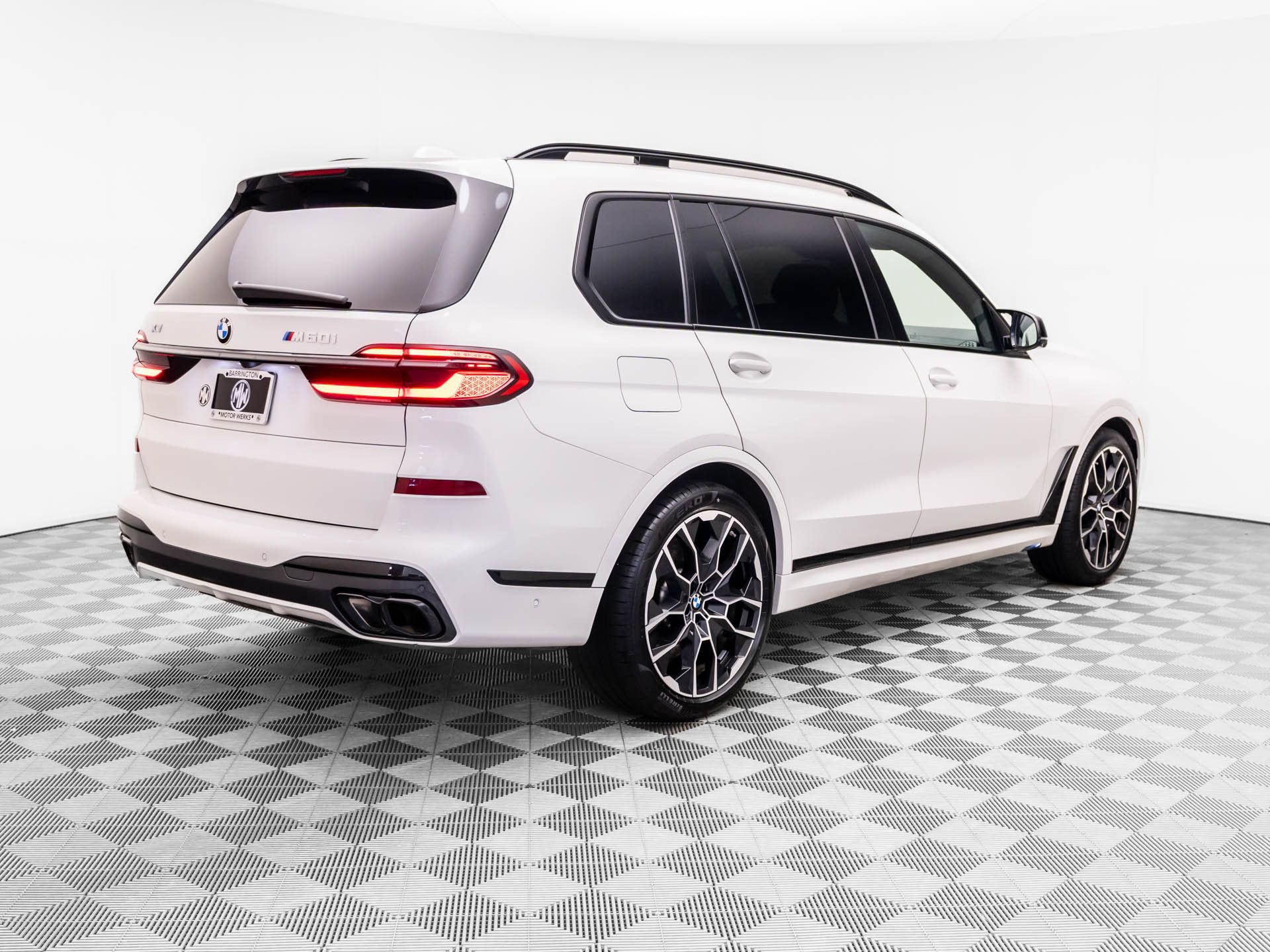 Certified 2026 BMW X7 M60i AWD/4WD image 5