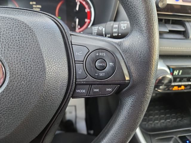 Used 2023 Toyota RAV4 XLE image 18