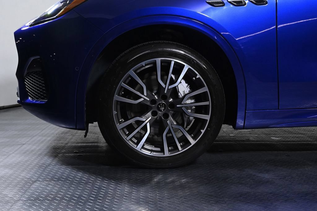 Used 2025 Maserati Grecale GT AWD/4WD image 26