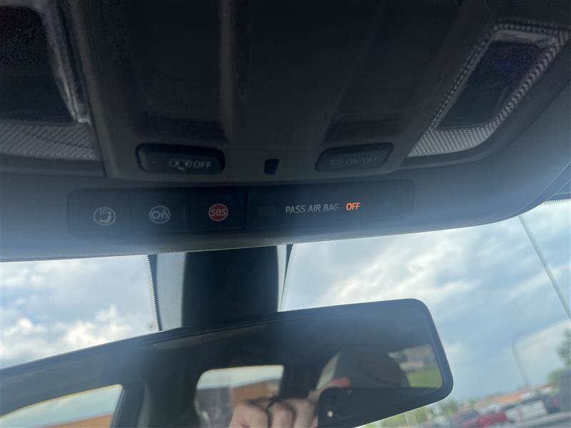 Used 2021 Chevrolet Silverado 1500 RST image 13