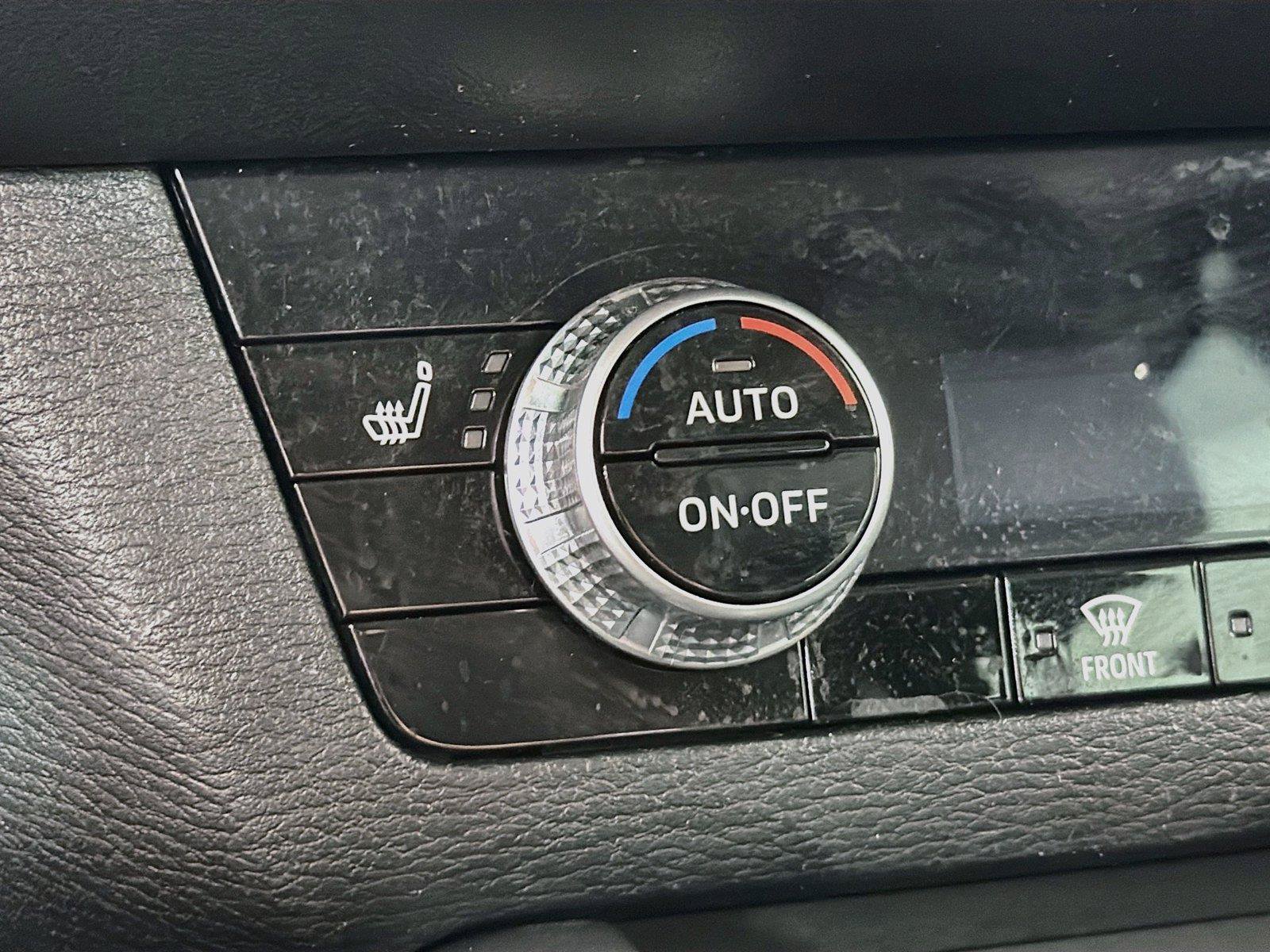 Used 2023 Mitsubishi Outlander SE AWD/4WD image 25