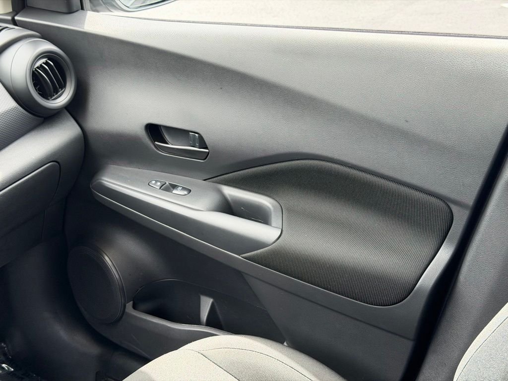 Used 2025 Nissan Kicks Play S FWD image 29