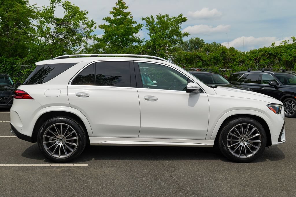 Used 2025 Mercedes-Benz GLE 450e 4MATIC image 8
