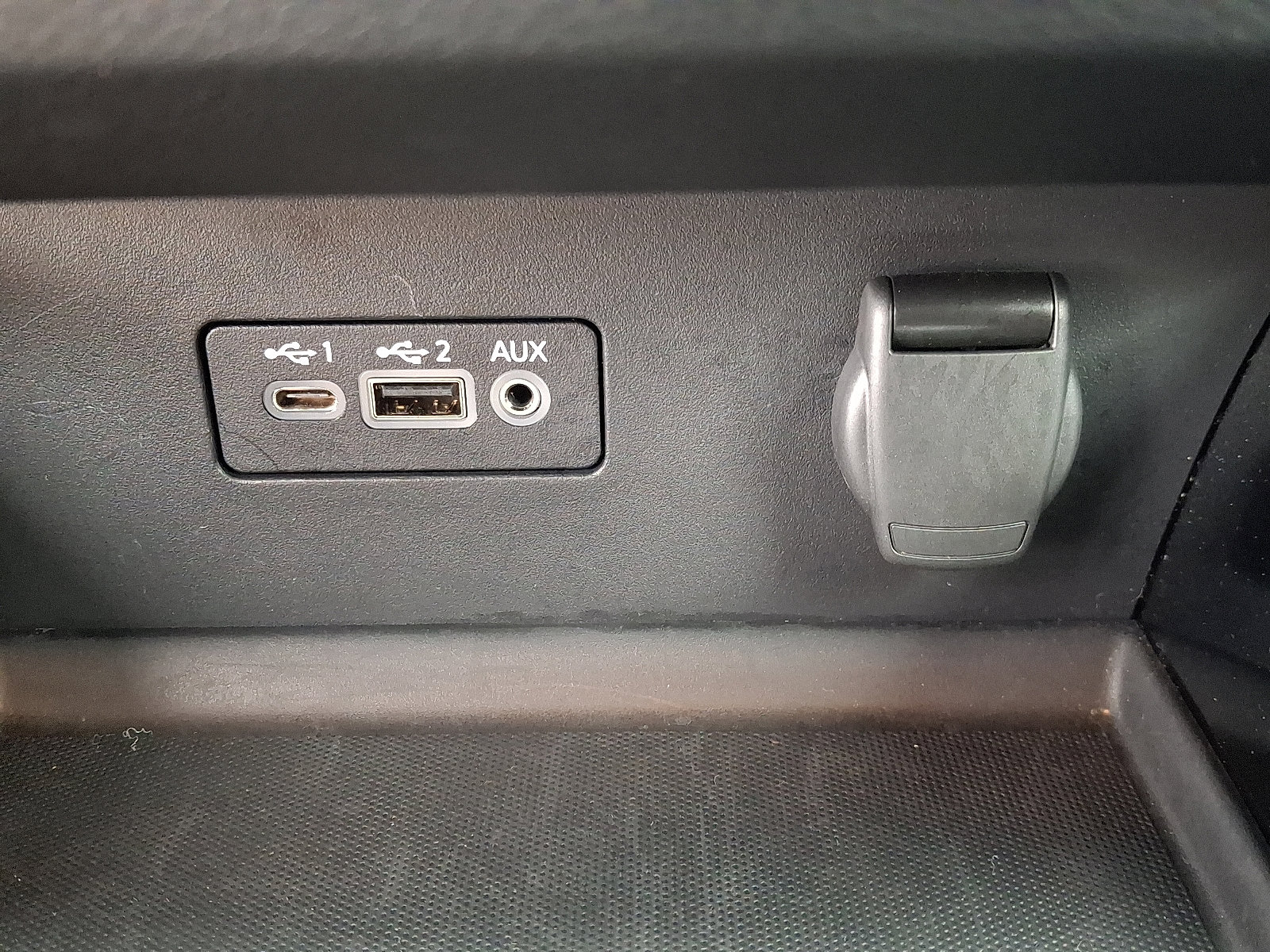 Certified 2025 Nissan Altima 2.5 SR image 23