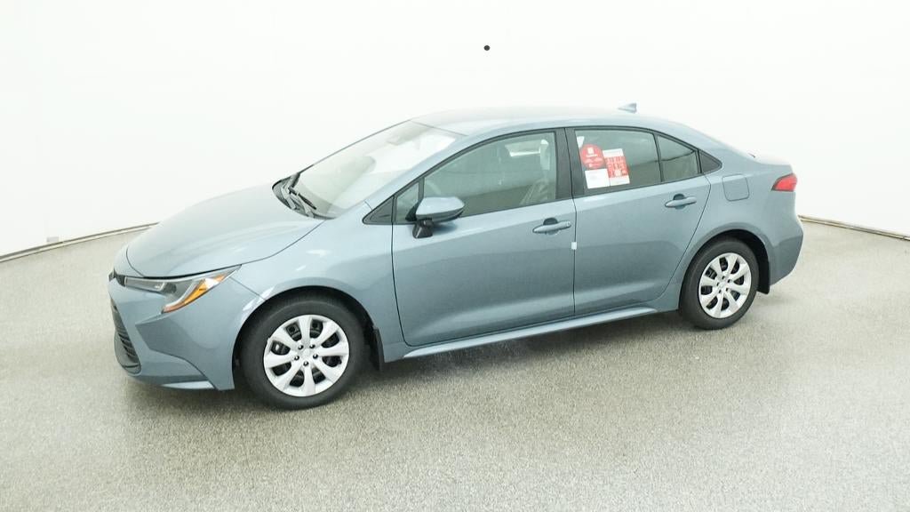New 2027 Toyota Corolla LE FWD image 2