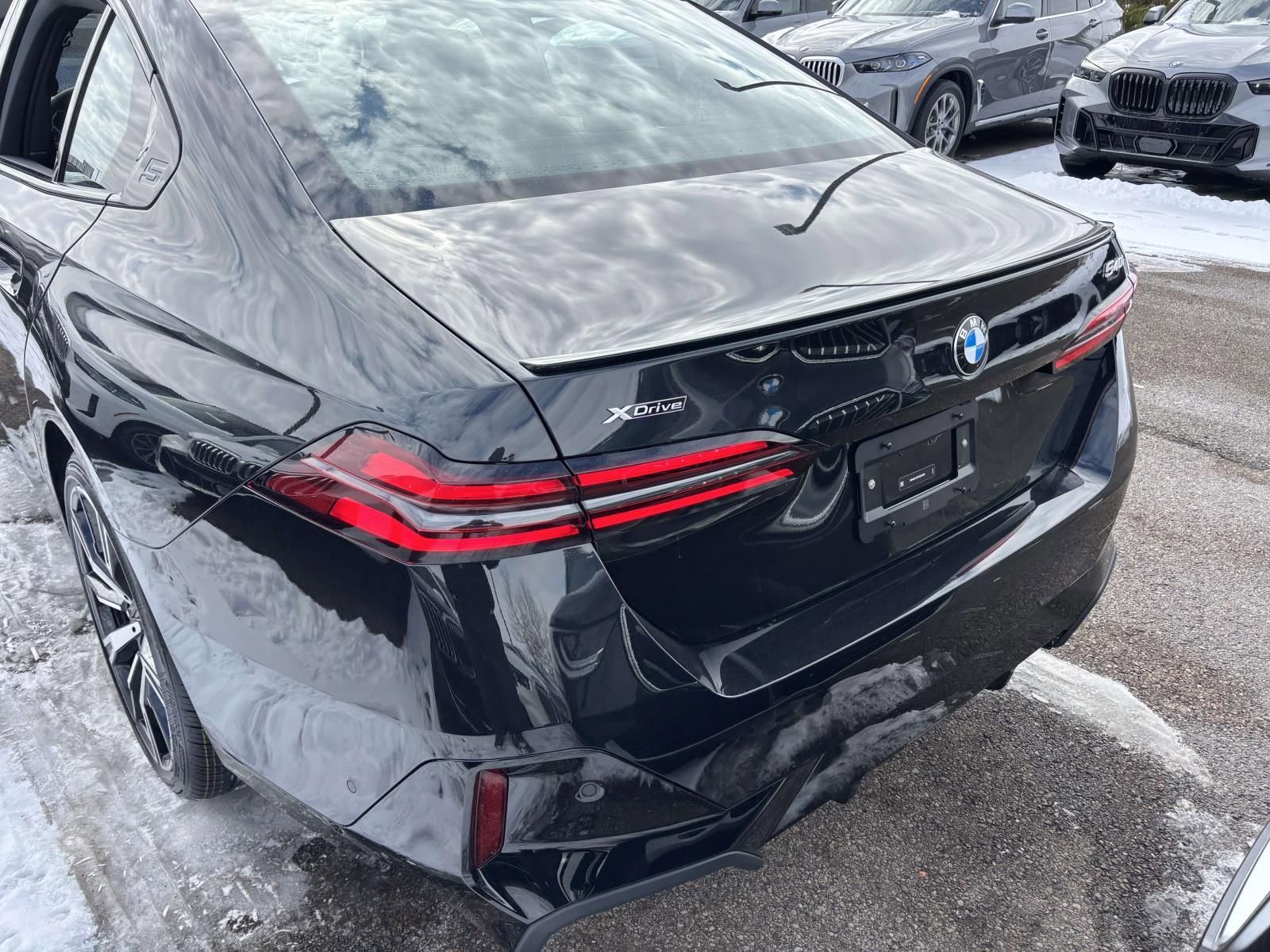 New 2026 BMW 540i xDrive w/ M Sport Package image 4