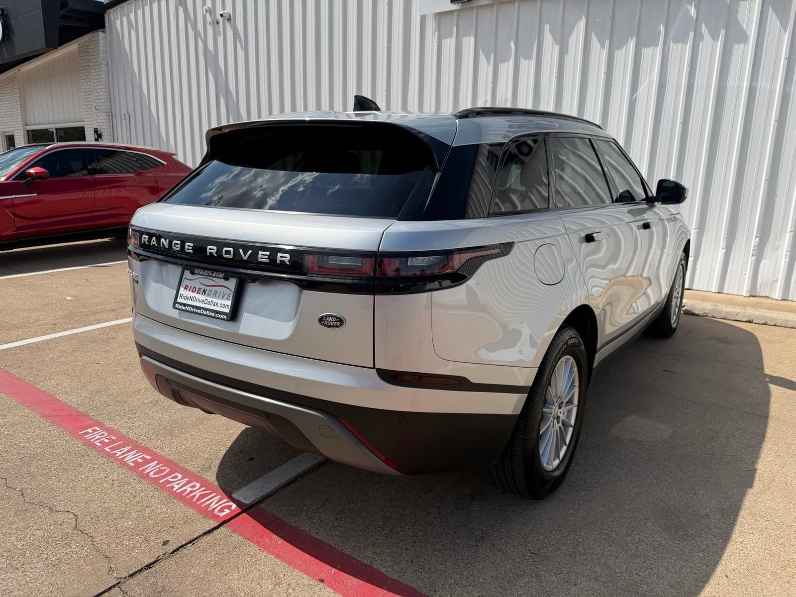 Used 2019 Land Rover Range Rover Velar AWD/4WD image 7