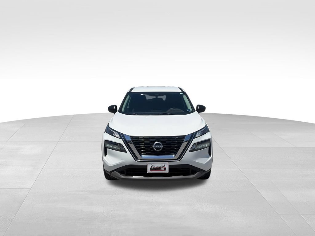 Used 2023 Nissan Rogue S AWD/4WD image 9