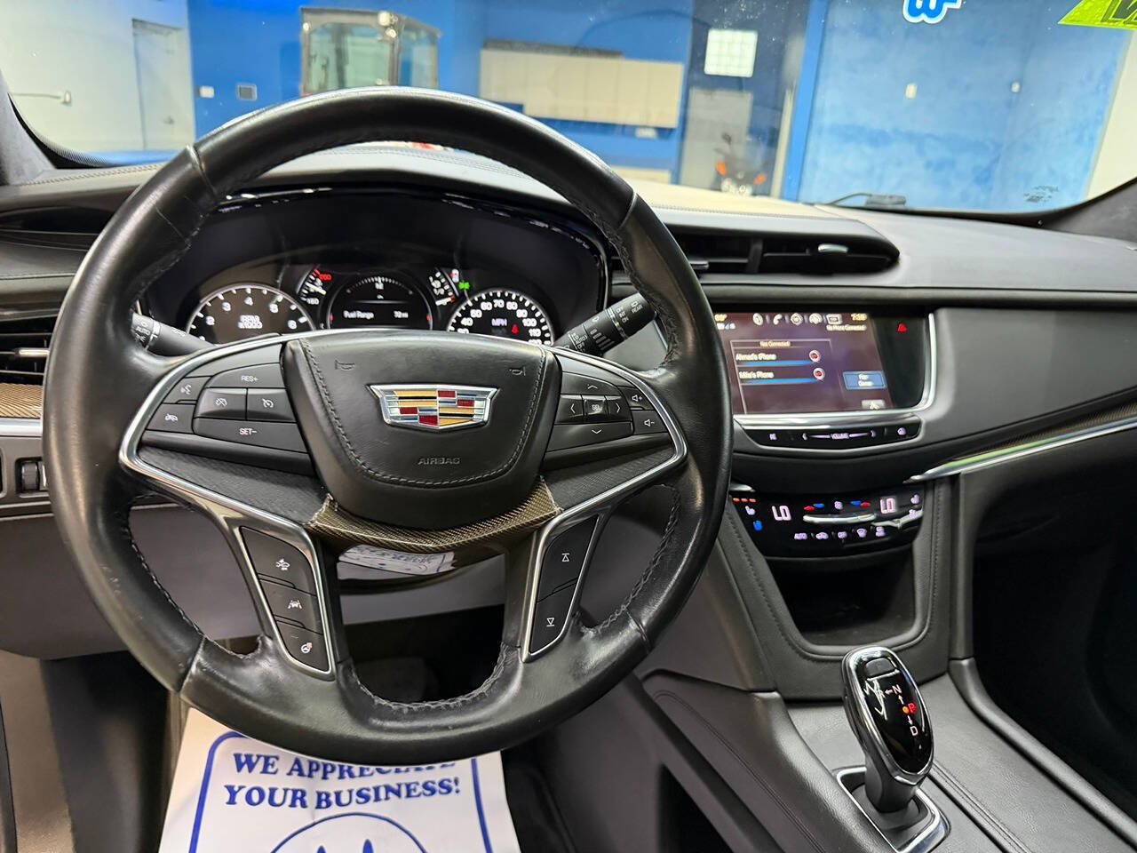 Used 2019 Cadillac XT5 Platinum AWD/4WD image 23