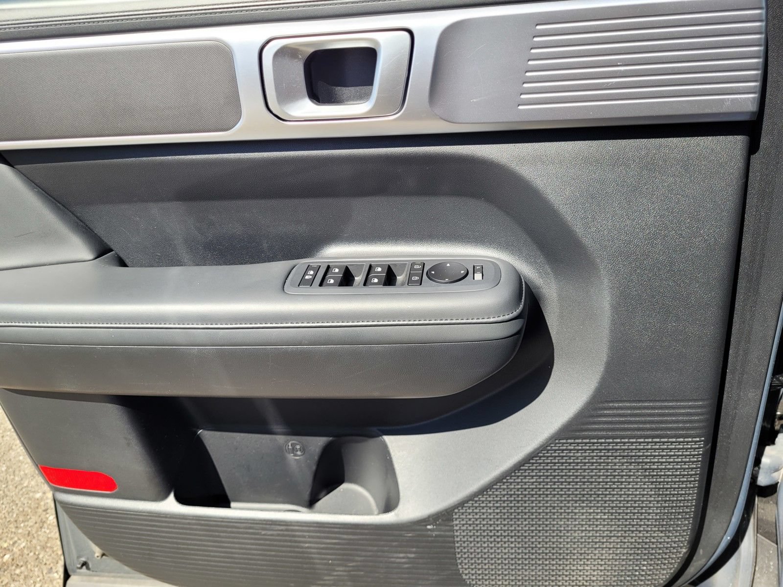 Certified 2025 Hyundai Santa Fe SEL AWD/4WD image 22