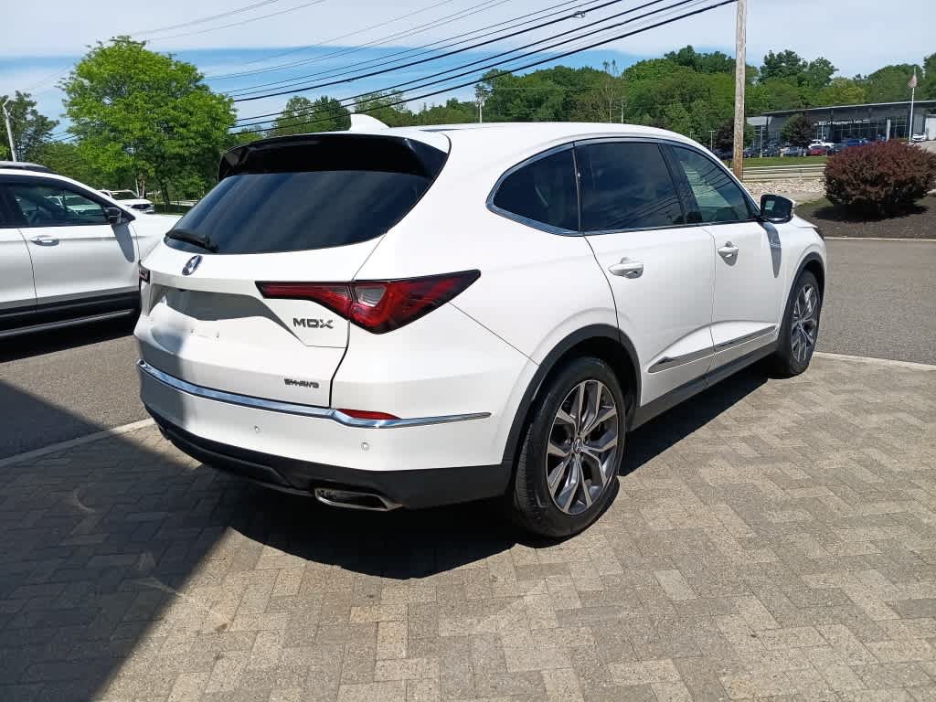 Used 2024 Acura MDX SH-AWD w/ Technology Package image 5