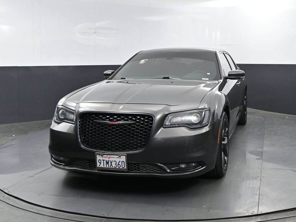 Used 2023 Chrysler 300 S RWD image 2