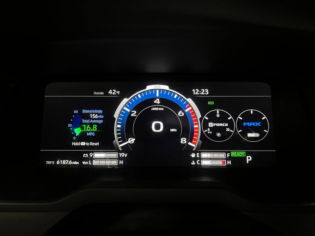 Used 2024 Toyota Tundra Platinum image 26