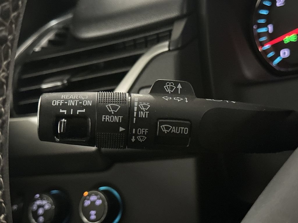 Used 2016 Chevrolet Suburban LT w/ Luxury Package AWD/4WD image 58