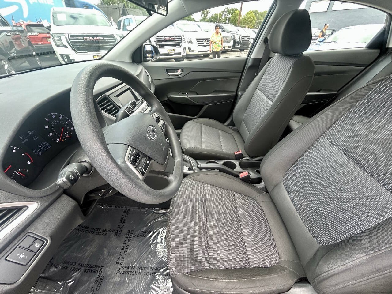 Used 2022 Hyundai Accent SE FWD image 24