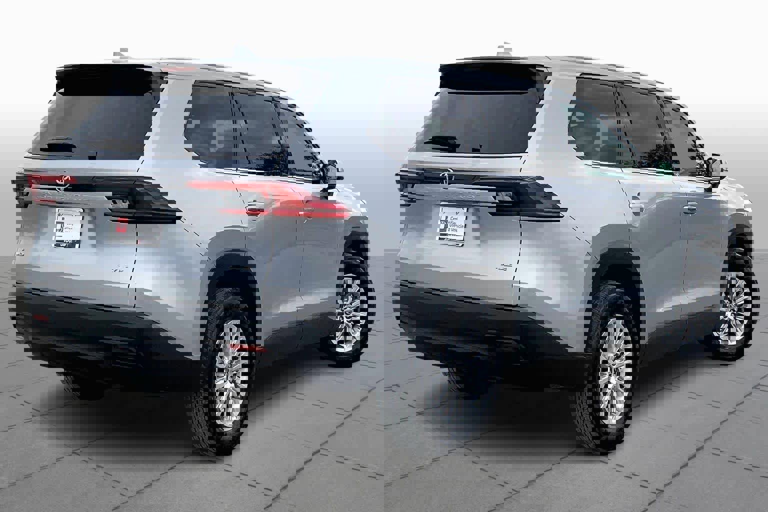 Certified 2025 Toyota Grand Highlander AWD image 12