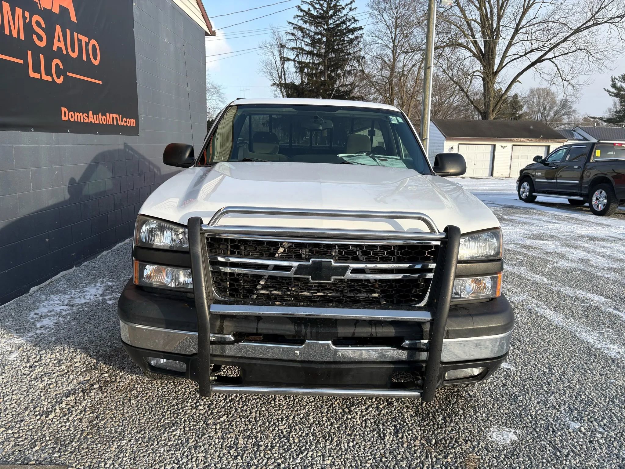 Used 2007 Chevrolet Silverado 1500 W/T w/ Snow Plow Prep Package image 6