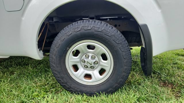 Used 2014 Nissan Frontier S RWD image 9