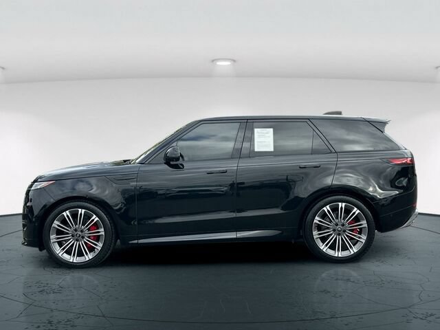 Used 2023 Land Rover Range Rover Sport SE Dynamic AWD/4WD image 3