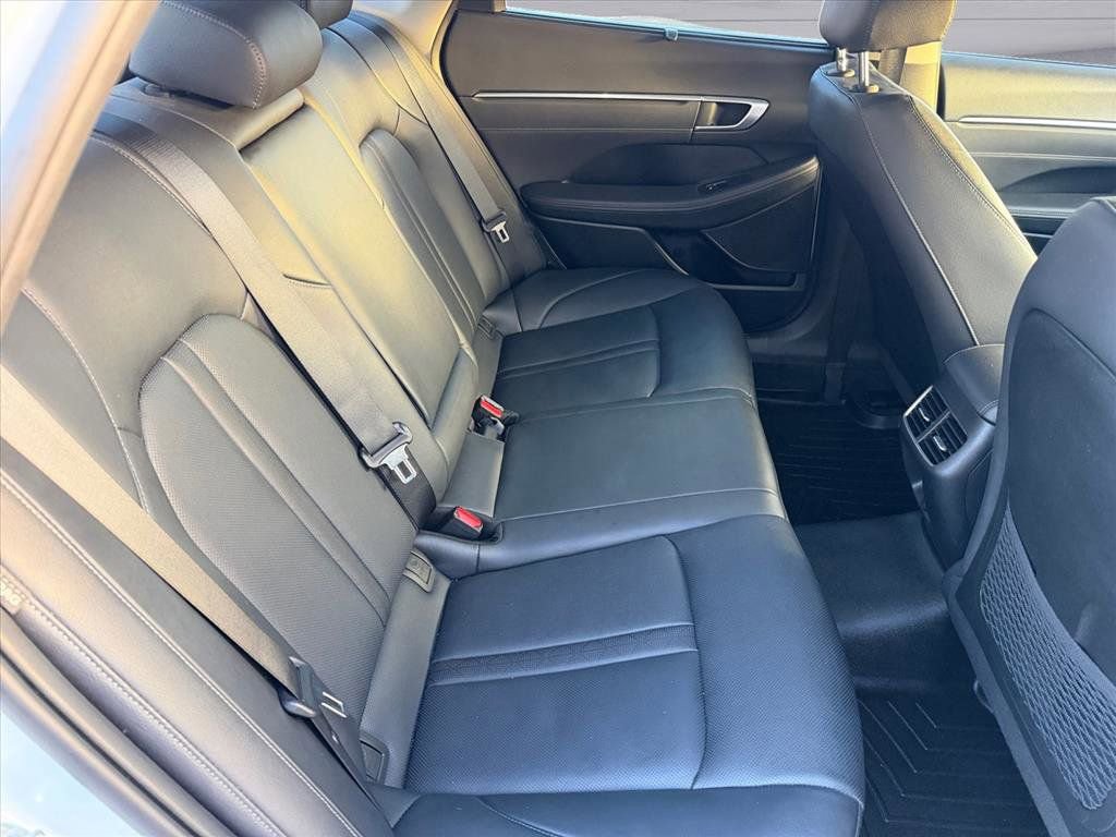 Used 2022 Hyundai Sonata Limited image 19