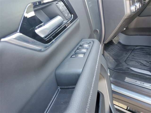 New 2026 GMC Yukon Denali w/ Sun & Power Step Package image 11