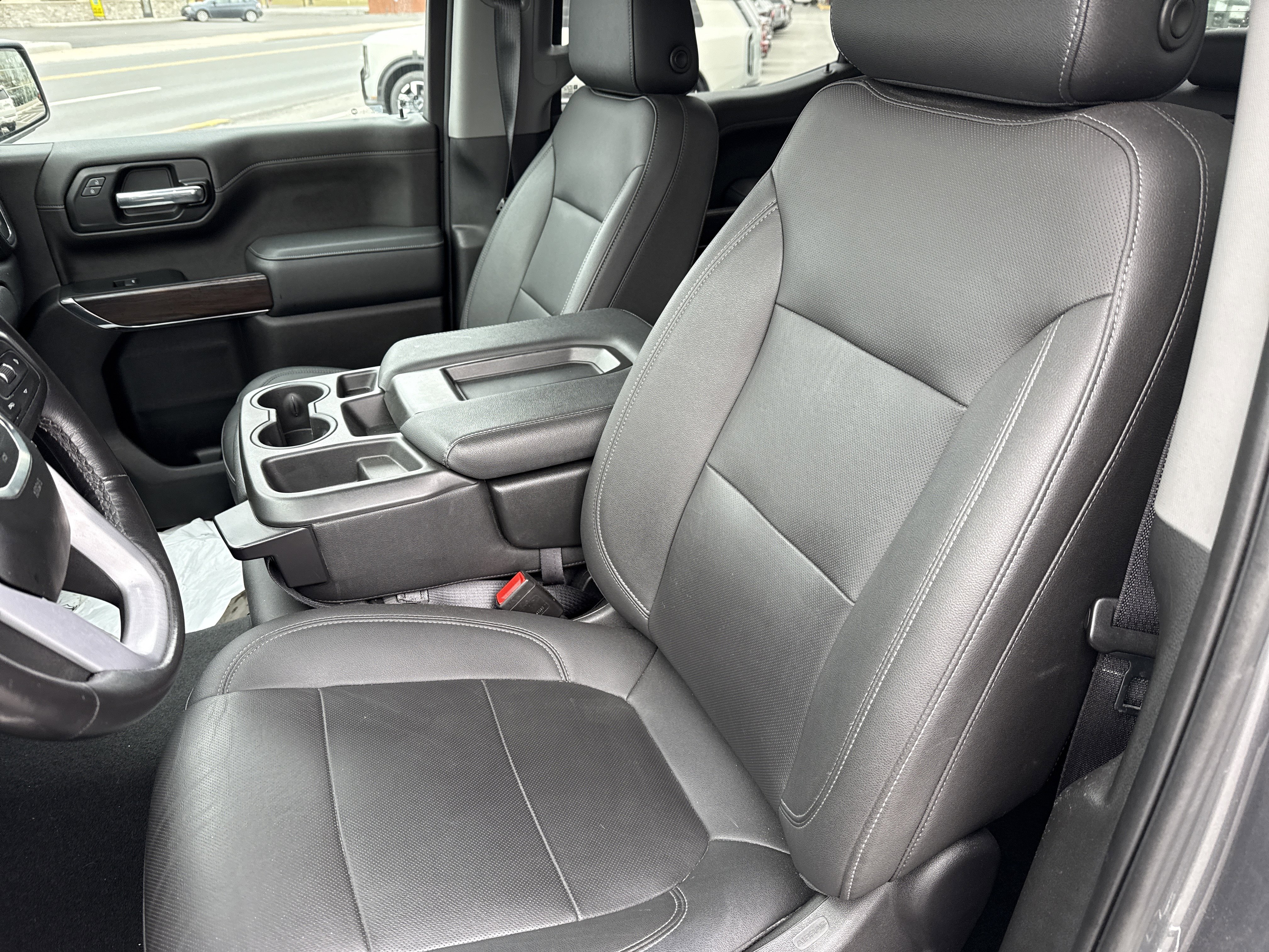 Used 2021 GMC Sierra 1500 SLT image 12
