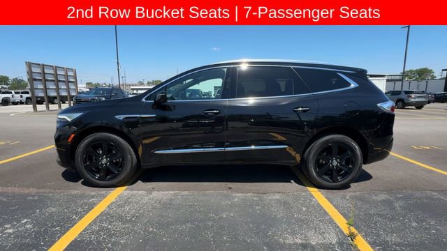 Used 2024 Buick Enclave Essence w/ Experience Buick Package FWD image 5